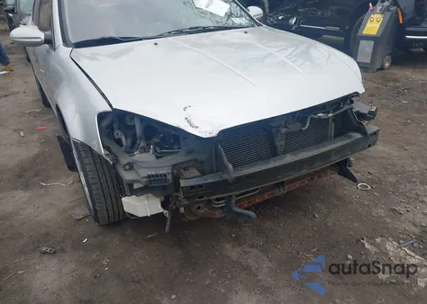 2005 Nissan Altima 2.5 S z USA, uszkodzony, nr VIN 1N4AL11D75C209377